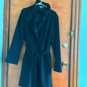 Gap belted, lined coat. Snap closures, comes up like a turtleneck. Chic!